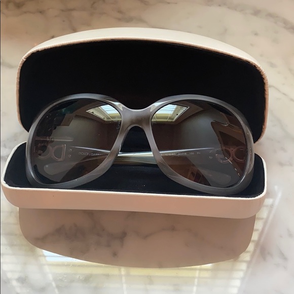 Authentic Dolce&Gabbana sunglasses - Picture 2 of 5